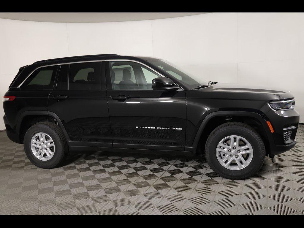 new 2025 Jeep Grand Cherokee car, priced at $40,864