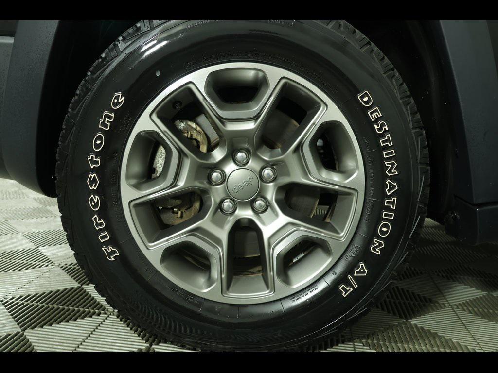 used 2022 Jeep Cherokee car, priced at $25,468