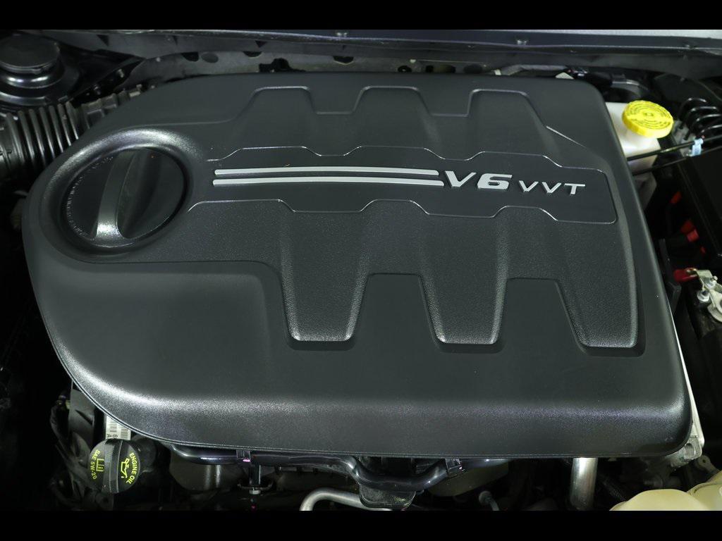 used 2022 Jeep Cherokee car, priced at $25,468