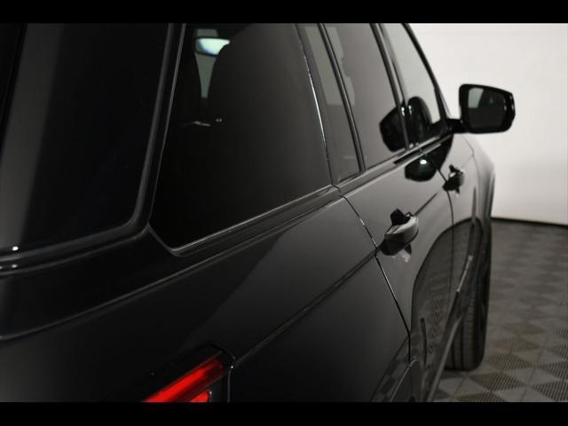used 2023 Jeep Grand Cherokee car, priced at $35,989