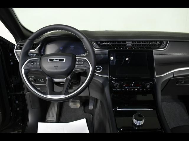 used 2023 Jeep Grand Cherokee car, priced at $35,989