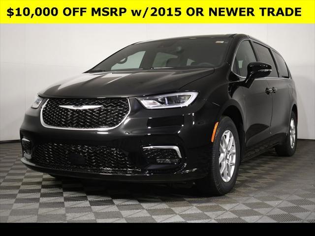 new 2025 Chrysler Pacifica car, priced at $34,999