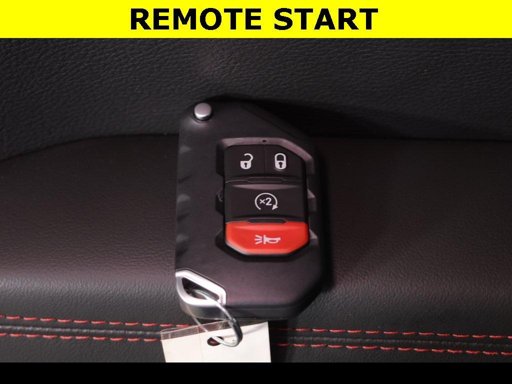 new 2025 Jeep Gladiator car, priced at $53,999