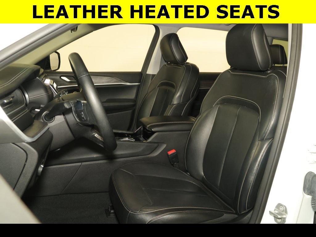 used 2022 Jeep Grand Cherokee L car, priced at $34,884