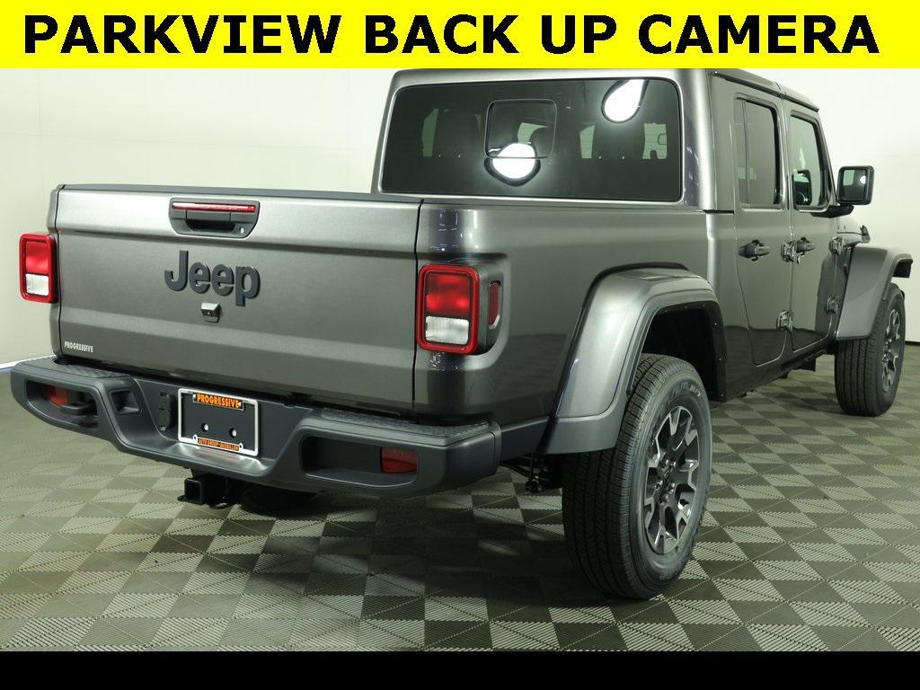 new 2025 Jeep Gladiator car, priced at $45,980