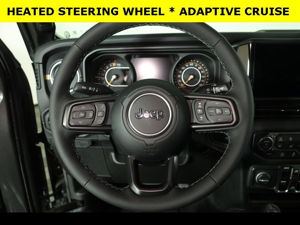 new 2025 Jeep Gladiator car, priced at $45,980