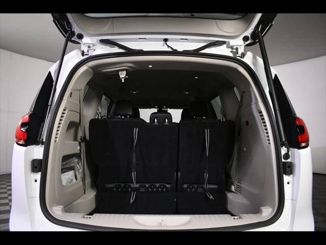 used 2024 Chrysler Pacifica car, priced at $33,025