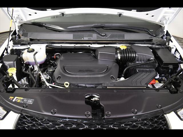 used 2024 Chrysler Pacifica car, priced at $33,025