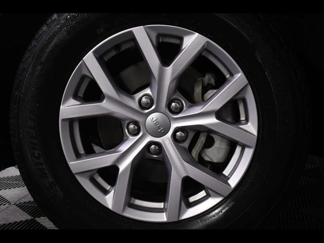 used 2022 Jeep Grand Cherokee car, priced at $36,080