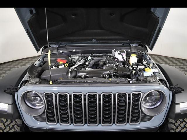new 2025 Jeep Gladiator car, priced at $51,386