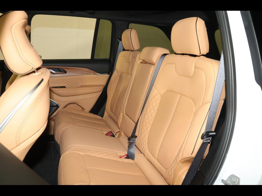 new 2025 Jeep Grand Cherokee car, priced at $61,959