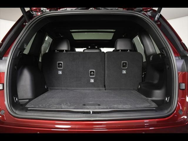 new 2025 Jeep Grand Cherokee car, priced at $48,594