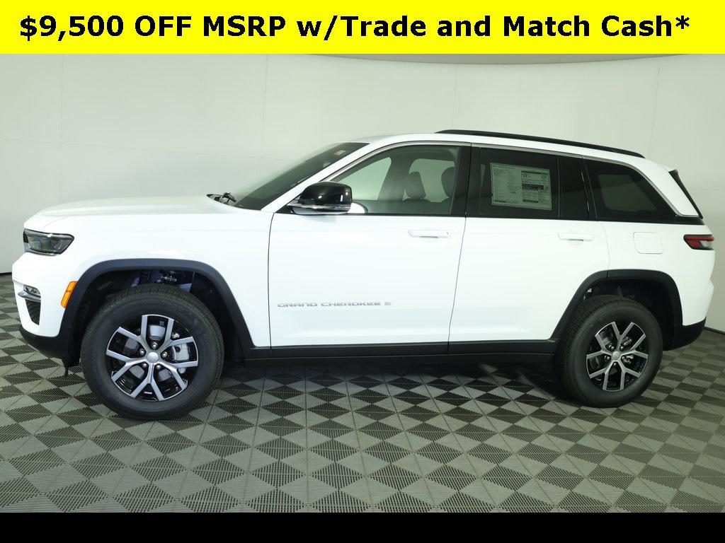 new 2025 Jeep Grand Cherokee car, priced at $43,915