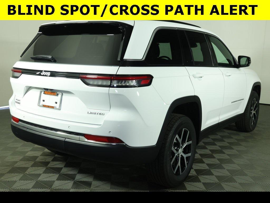 new 2025 Jeep Grand Cherokee car, priced at $44,415
