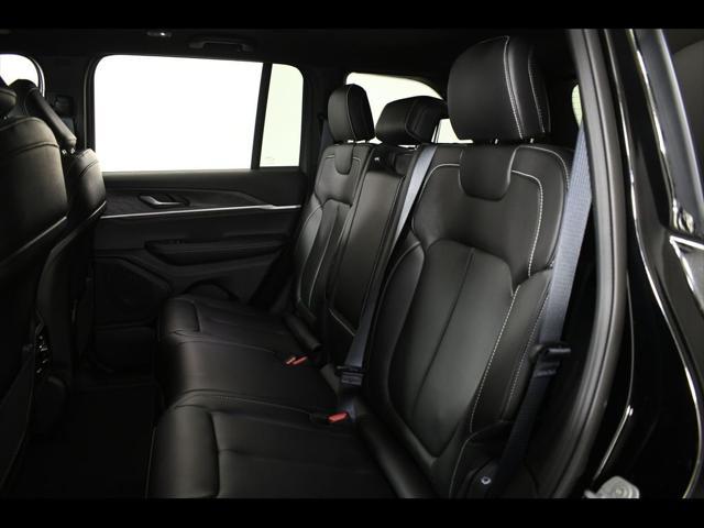 new 2025 Jeep Grand Cherokee car, priced at $46,141