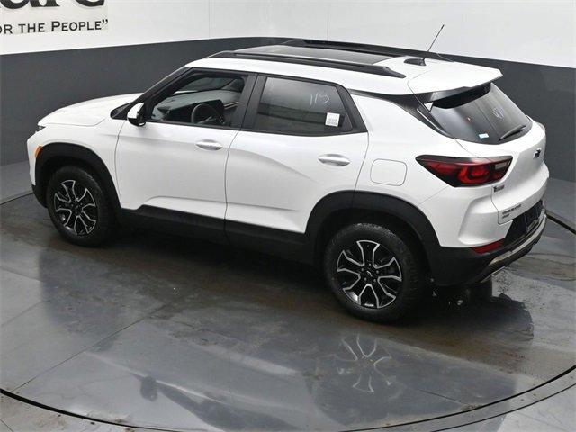 new 2025 Chevrolet TrailBlazer car, priced at $33,436
