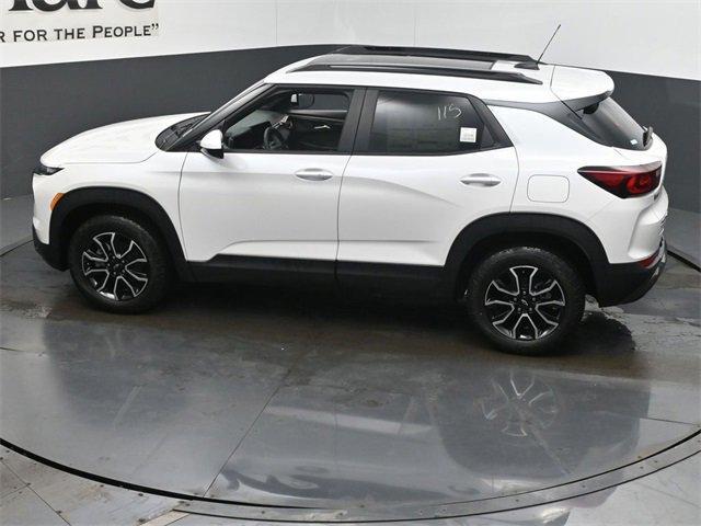 new 2025 Chevrolet TrailBlazer car, priced at $33,436
