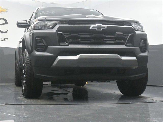 new 2026 Chevrolet Colorado car, priced at $43,248