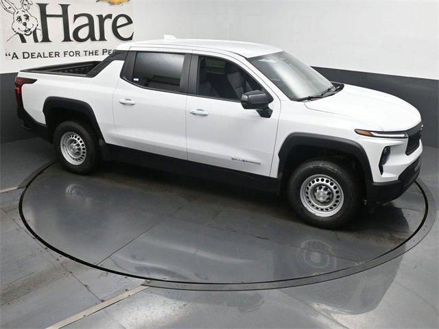 new 2025 Chevrolet Silverado EV car, priced at $55,125