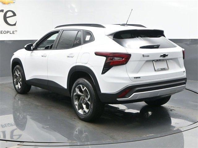 new 2025 Chevrolet Trax car, priced at $24,987