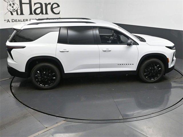 new 2026 Chevrolet Traverse car, priced at $46,654