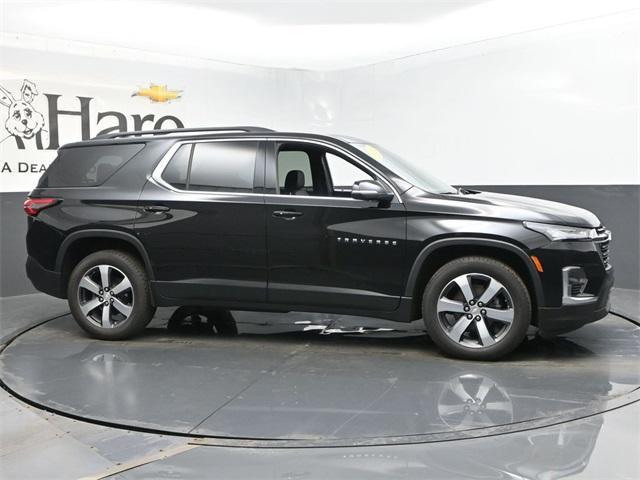 used 2022 Chevrolet Traverse car, priced at $32,321