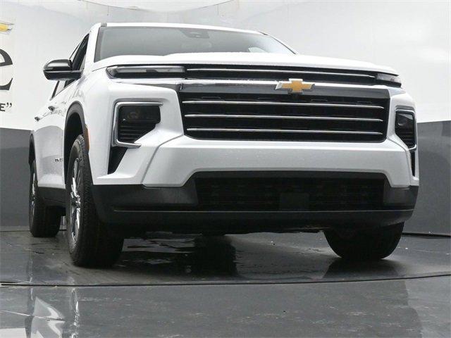 new 2025 Chevrolet Traverse car, priced at $42,907