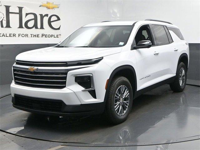 new 2025 Chevrolet Traverse car, priced at $42,907