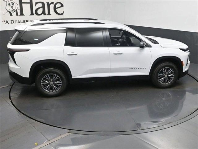 new 2025 Chevrolet Traverse car, priced at $42,907