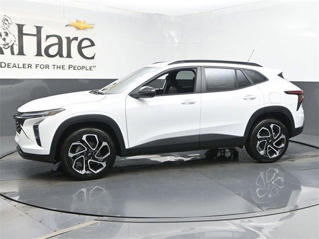 new 2025 Chevrolet Trax car, priced at $26,146