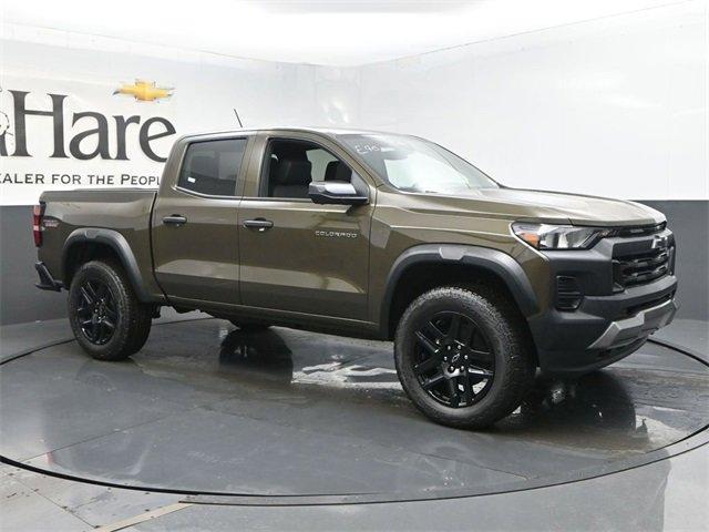 new 2025 Chevrolet Colorado car, priced at $43,894