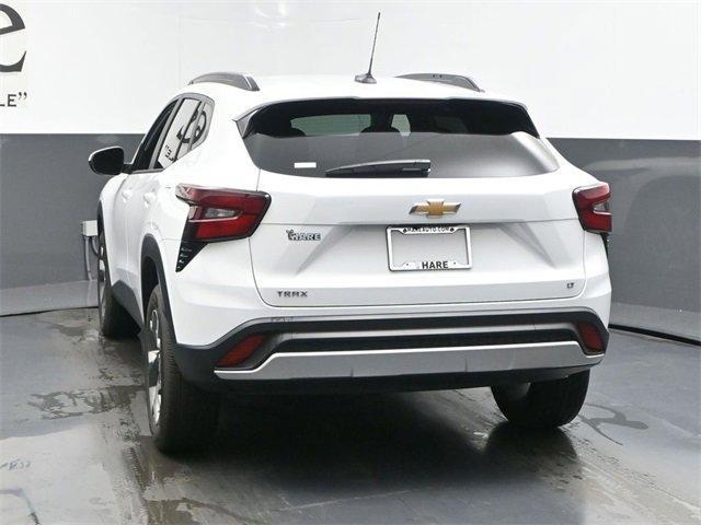 new 2025 Chevrolet Trax car, priced at $23,944