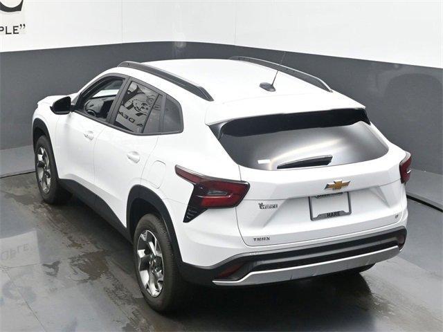 new 2025 Chevrolet Trax car, priced at $23,944
