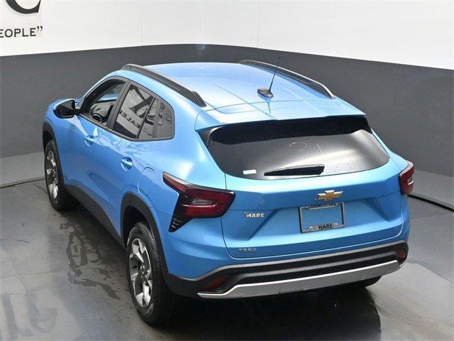 new 2025 Chevrolet Trax car, priced at $25,361