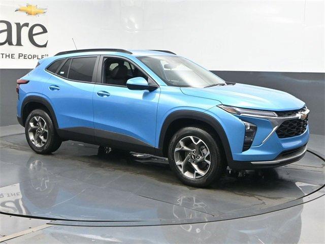 new 2025 Chevrolet Trax car, priced at $25,361