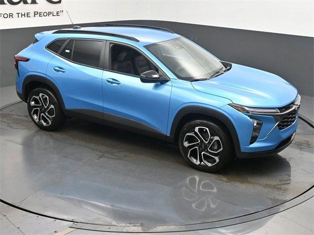 new 2025 Chevrolet Trax car, priced at $26,021