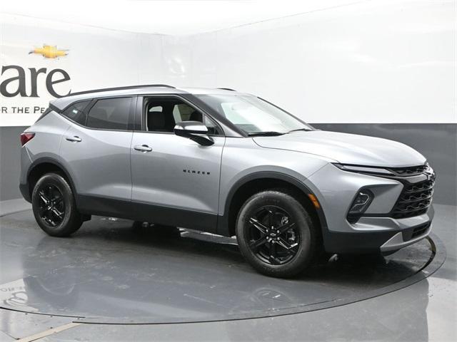 new 2025 Chevrolet Blazer car, priced at $35,420