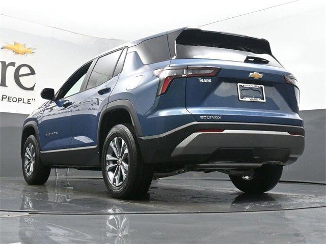 new 2026 Chevrolet Equinox car, priced at $30,290