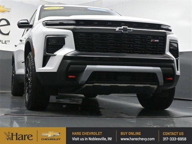 used 2024 Chevrolet Traverse car, priced at $43,787