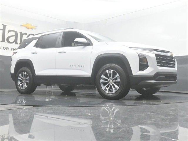 new 2026 Chevrolet Equinox car, priced at $31,640