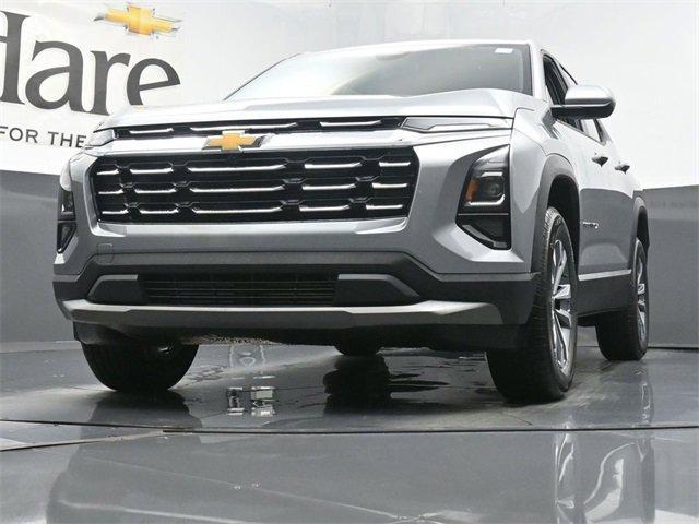 new 2026 Chevrolet Equinox car, priced at $32,290
