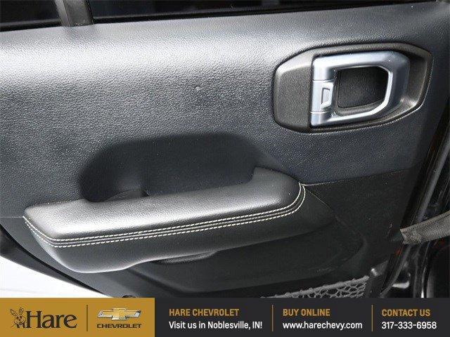 used 2018 Jeep Wrangler Unlimited car, priced at $27,421