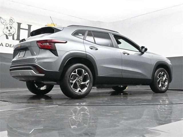 new 2025 Chevrolet Trax car, priced at $24,813
