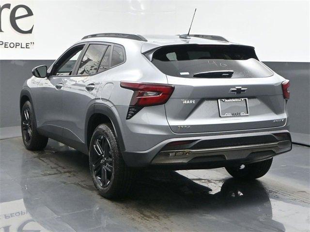 new 2025 Chevrolet Trax car, priced at $26,146