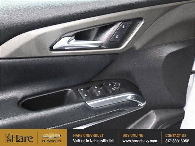 used 2025 Chevrolet Traverse car, priced at $39,971