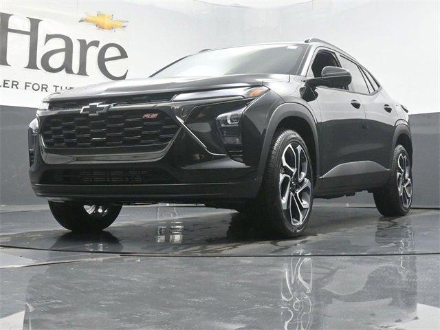 new 2025 Chevrolet Trax car, priced at $27,015