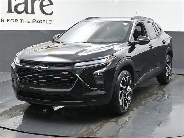 new 2025 Chevrolet Trax car, priced at $27,015