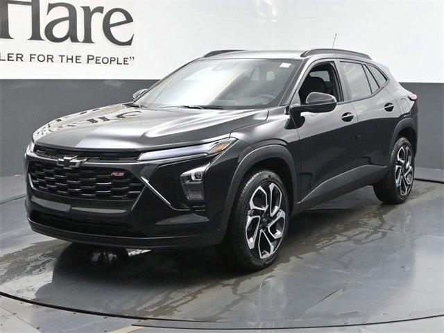 new 2025 Chevrolet Trax car, priced at $27,015