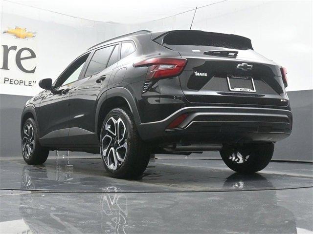 new 2025 Chevrolet Trax car, priced at $27,015
