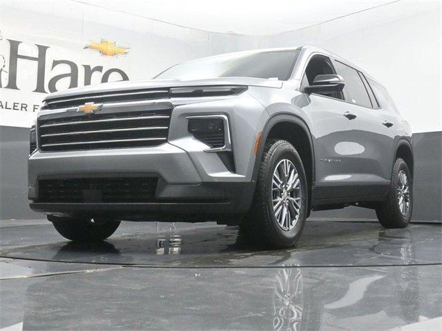 new 2025 Chevrolet Traverse car, priced at $42,610
